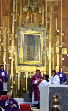 Guadalupe Pilgrimage Encounter with Tilma Guadalupe Pilgrimage Encounter with Tilma